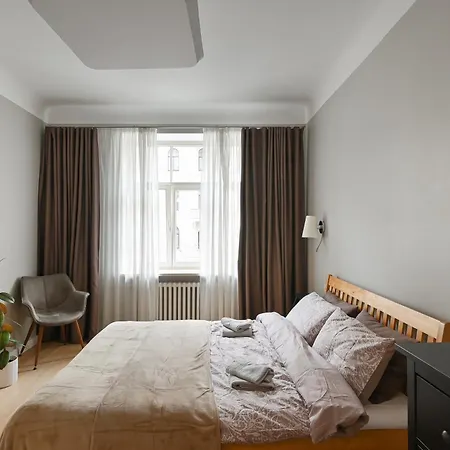 Lägenhet Modern 2-bdrm Centre